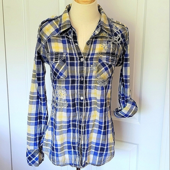 ROAR Button Down Flannel Shirt w/ Gorgeous Silver Embroidered Tribal Design EUC - Picture 3 of 13